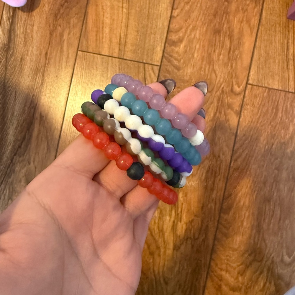 LOKAI BRACELET PACK COMES WITH 5, UNISEX